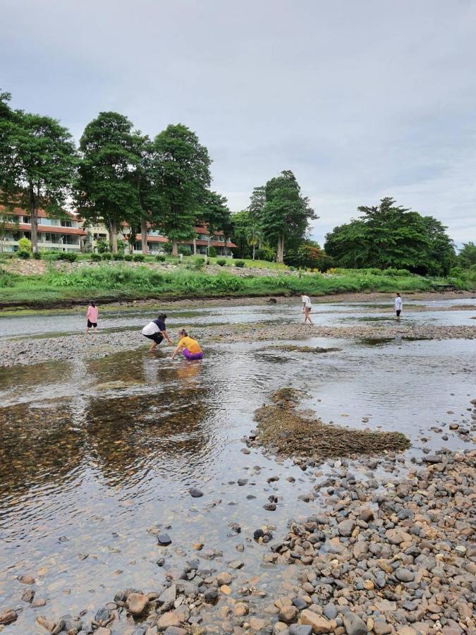 Aekpailin River Kwai Resort Канчанабури Экстерьер фото