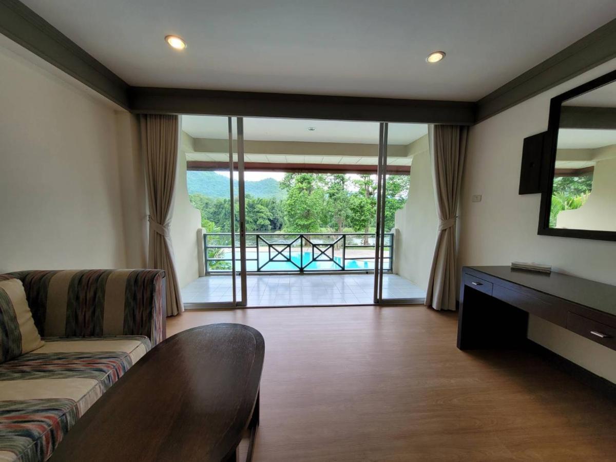Aekpailin River Kwai Resort Канчанабури Экстерьер фото